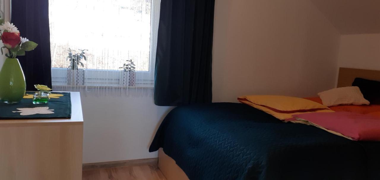 Mieszkanko Z Tarasem Apartment *